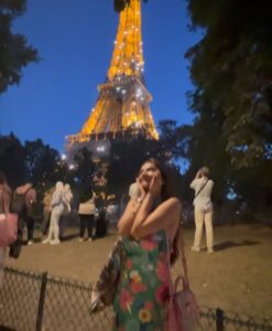 Anushka Sen Instagram - 20 ✨🦦🥳🫶 Paris, France