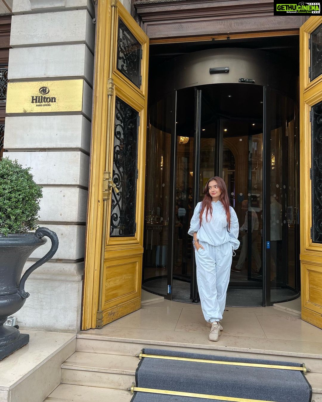 Anushka Sen Instagram - P A R I S 🇫🇷🦦✨ my dream place 🥹🫶 Can’t believe I’m hereee😍 one major dream from bucket list check 🥳 #birthdayweek #paris Paris, France