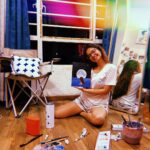 Anushka Sen Instagram - 3 hrs of painting, fun nights 😇✨🫶