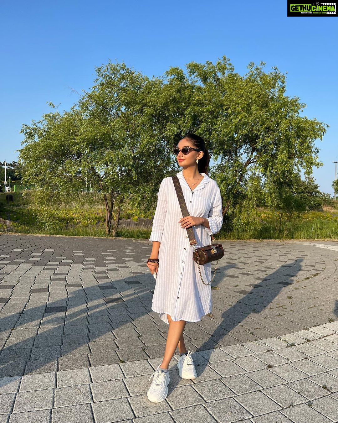 Anushka Sen Instagram - major missing Korea 💖