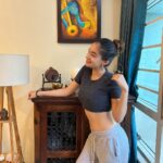 Anushka Sen Instagram - 🦦