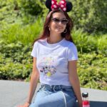 Anushka Sen Instagram - DISNEYLAND 🥰💜😍 Disneyland Paris