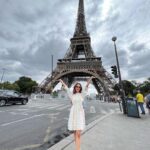 Anushka Sen Instagram - Eiffel Tower 🇫🇷🥹✨ dreams do come true 🫶 Tour Eiffel