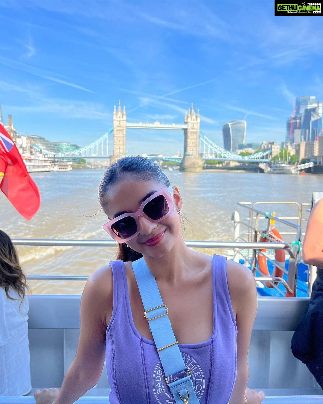 Anushka Sen Instagram - London London 🇬🇧🫶 London, United Kingdom
