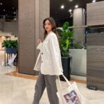 Anushka Sen Instagram - smooth like butter like a criminal under cover 🦦🧋 Seoul, Korea