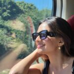 Anushka Sen Instagram – Trains 💗🇬🇧 London, United Kingdom