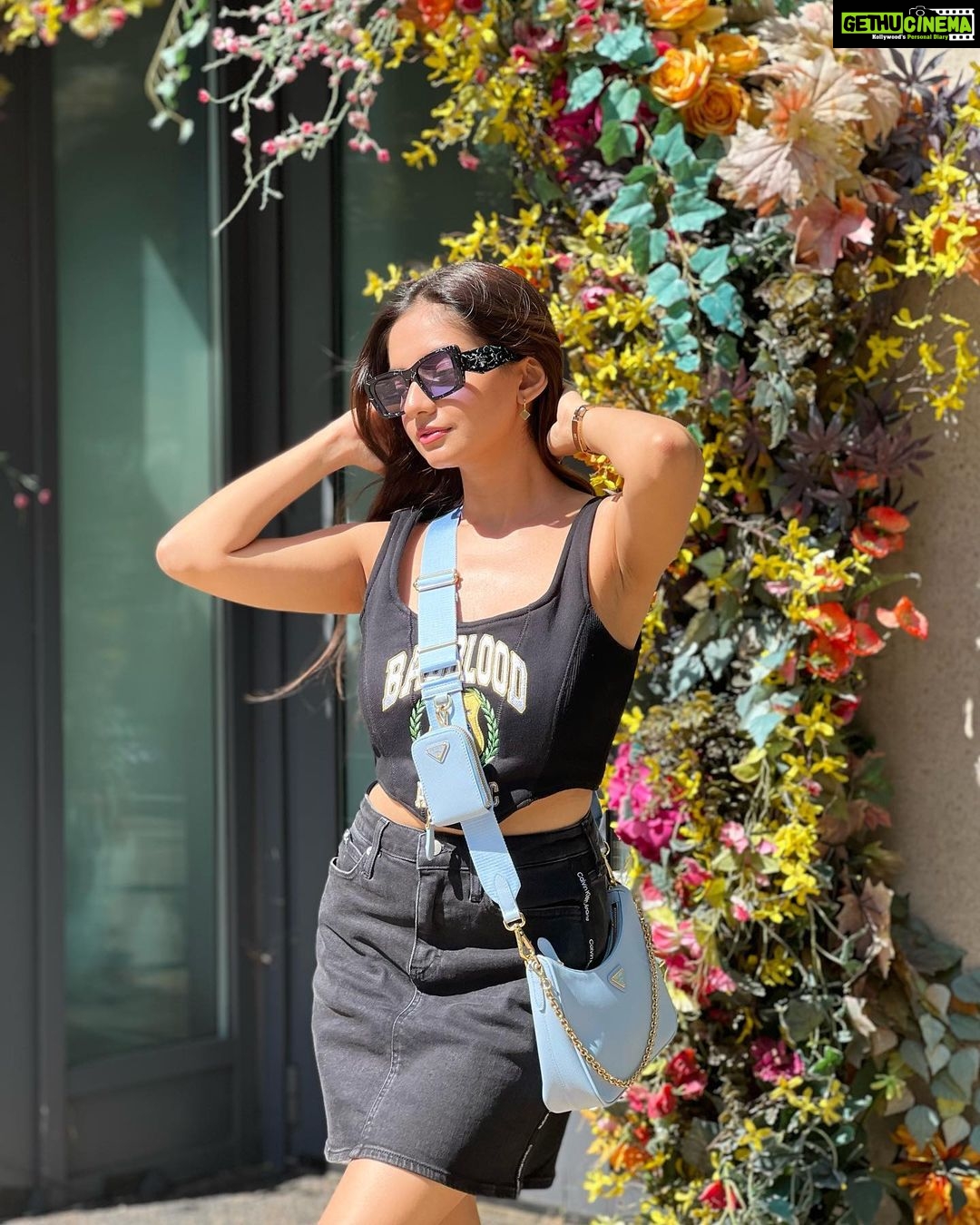 Anushka Sen Instagram - LONDON BABYY🇬🇧🫶 London, United Kingdom