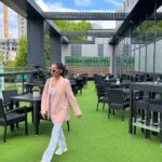 Anushka Sen Instagram - Life is good 🦦😎🇬🇧 Birmingham, United Kingdom