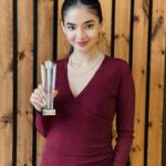 Anushka Sen Instagram - So honoured to receive the ‘Best Actress’ Award in Birmingham Film Fusion Festival for Am I Next. Another International Award. This means a lot to me. Thanks to all my fans always for the love and support 🙏😇🇬🇧 Birmingham, United Kingdom