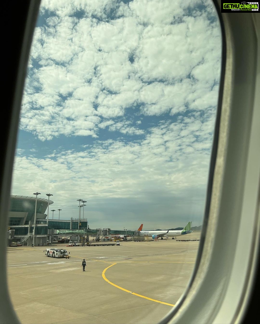 Anushka Sen Instagram - Bbye Korea 🇰🇷 see you very soon 🫰🦦 Seoul, Korea