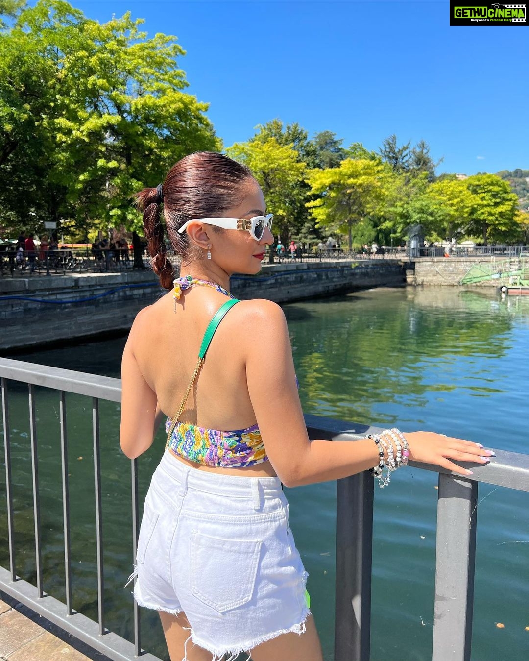 Anushka Sen Instagram - 🇮🇹💋 Lake of Como