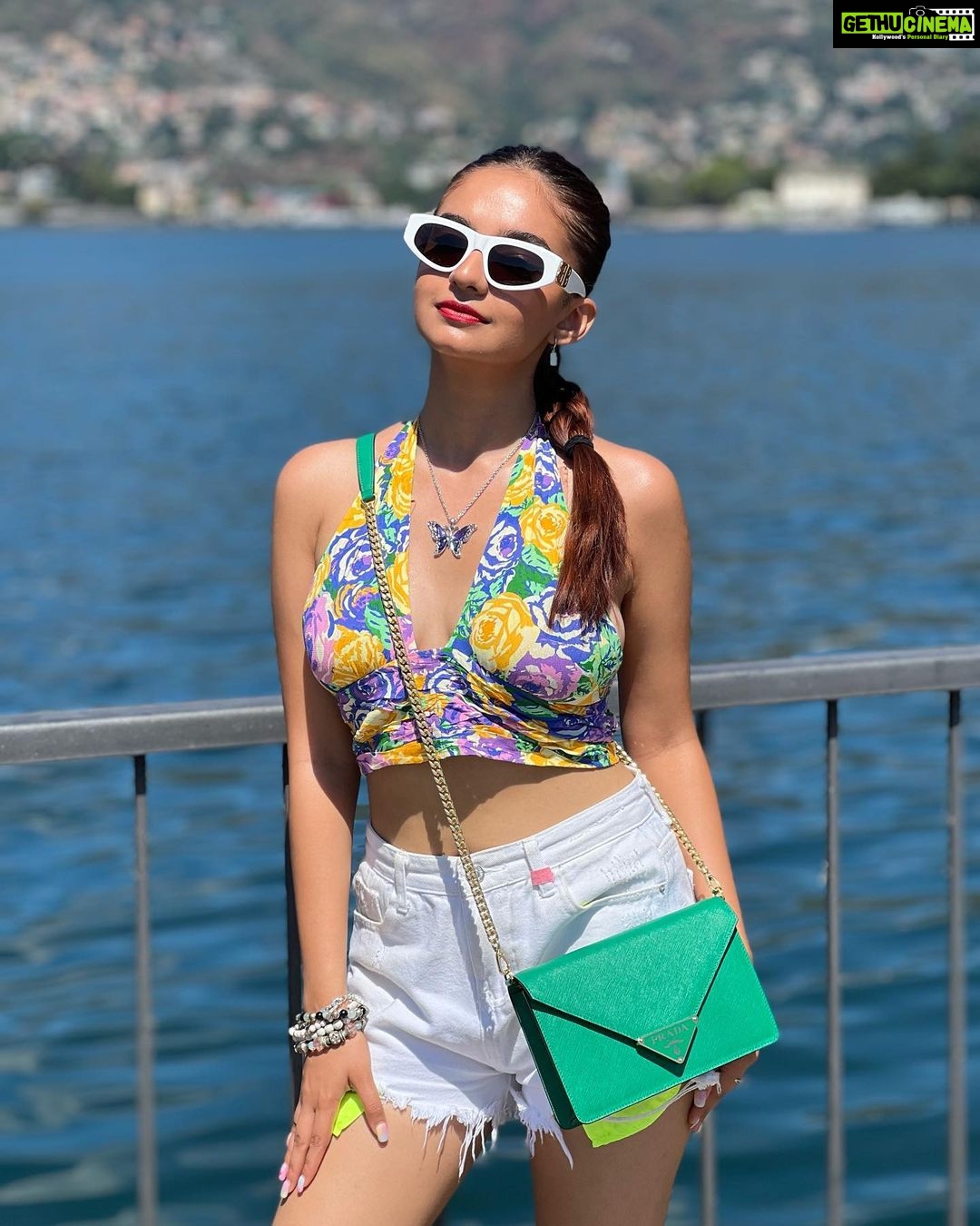 Anushka Sen Instagram - 🇮🇹💋 Lake of Como