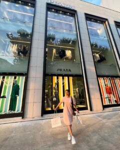 Anushka Sen Instagram - shopping day in Seoul 🫶🥰 Seoul, Korea
