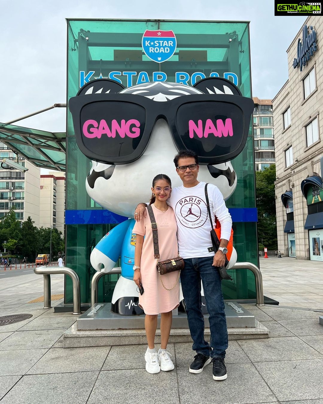 Anushka Sen Instagram - shopping day in Seoul 🫶🥰 Seoul, Korea