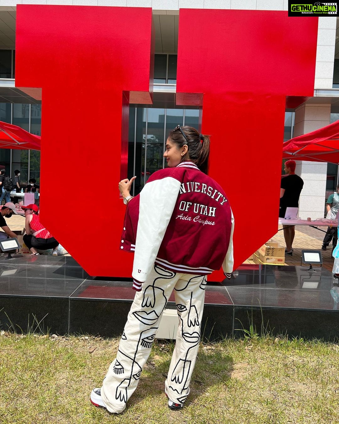 Anushka Sen Instagram - Korean University student experience at Utah🫰🇰🇷 #oneasia #asialab #wearehere The University of Utah Asia Campus