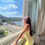 Anushka Sen Instagram - HELLOOO COMO 🇮🇹🫶✨ Como, Italy