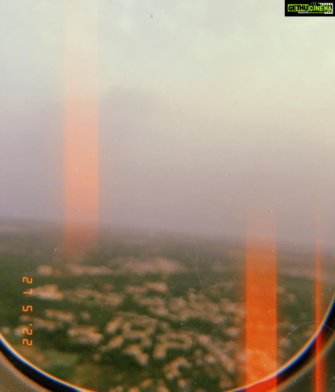 Anushka Sen Instagram - Guess where I’m going ✈️🫶