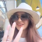 Anushka Sen Instagram - This sound is stuck in my head 😂😂 #chrissywakeup #funnyreels #reelsinstagram Venice, Italy
