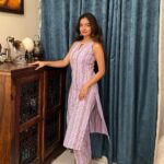 Anushka Sen Instagram - 💜 . . Wearing @yuftaindia