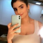 Anveshi Jain Instagram - “You spend you whole life stuck in the labyrinth, thinking about how you’ll escape it one day and how awesome it will be , and imagining that future keeps you going , but you never do it . You just use the future to escape the present . “ Ps : two looks from the day ! #midnightthoughts #goodnight