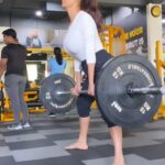 Anveshi Jain Instagram – 90 days targeted transformation goal is almost over . Started from home weights to here ! Now it’s a habit and rewiring of my brain to get dopamine by doing the workout instead of instant gratifications. 
50 kgs Sumo deadlift & squats 
#volumetraining #90daystransformation #over #results