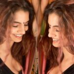 Anveshi Jain Instagram - #anveshijain #saree #love #lol . . . #selfie #portraitphotography #indian #photography #picoftheday #photooftheday #selfies Mumbai, Maharashtra