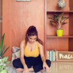 Anveshi Jain Instagram - Cut your own wood and it will warm you twice ! . . #dontwastetime #quarantine #goodreads #sharing #soon Shot by - @whopranjaljain Mumbai, Maharashtra