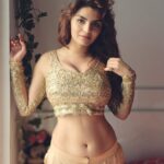 Anveshi Jain Instagram - “Beauty is eternity gazing at itself in the mirror But You are the eternity and You are the mirror “. - kahlil Gibran Shot By - @niteshsquare Mumbai, Maharashtra