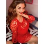 Anveshi Jain Instagram - ❤️ #selfie #photooftheday #photography #red #love #afterlive #moments #anveshijain #anveshijainapp Mumbai, Maharashtra