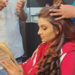 Anveshi Jain Instagram - The most interesting part of any shoot is the BTS and at this point it’s valued so much . I miss the fun and the team ! Gonna watch “WHO’S Your Daddy “ Again. अगर आपने नहीं देखा है तो देखिए , you’ll like it . It’s on @altbalaji & @zee5premium #altbalaji #zee5 #whosyourdaddy #love #you #bingewatch #now Mumbai, Maharashtra