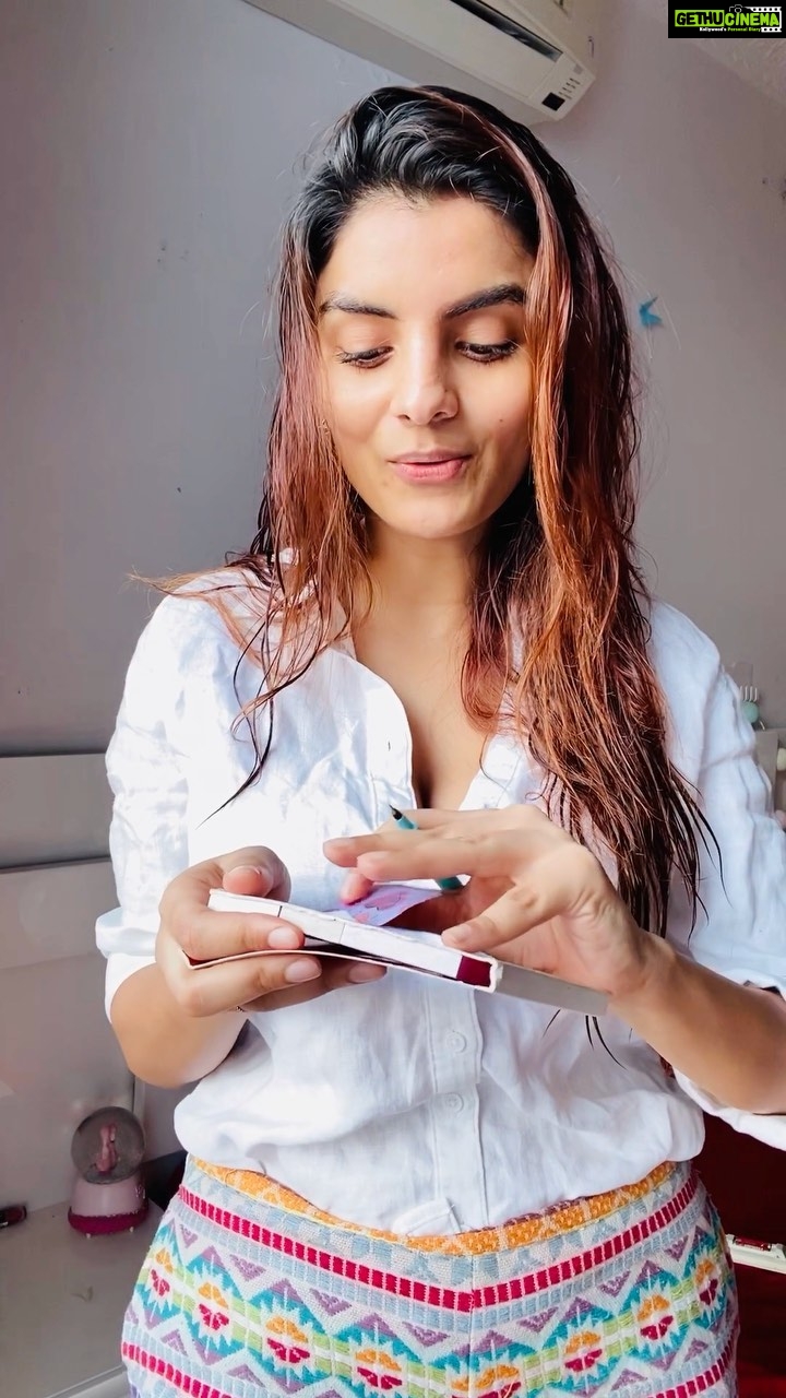Anveshi Jain Instagram - Something for my regular Fans !! A direct gratification for you love!