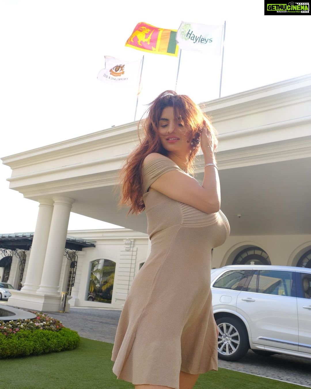 Anveshi Jain Instagram - @pranjal_kjain Sri Lanka