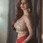 Anveshi Jain Instagram - The very essence of romance is uncertainty!! Mumbai, Maharashtra