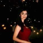Anveshi Jain Instagram - Merry Christmas 🎄 I love you ❤️#merrychristmas #christmas #love #photography #photoshoot #goodevening #black #winter #christmastime #grateful Shot by : @pranjal_kjain