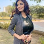 Anveshi Jain Instagram - Guess the book I am reading ! Ahmedabad, India