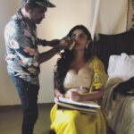 Anveshi Jain Instagram - P.S- Absolutely not trying to show off anything 🙈the fitting is such 🐣! Anyway coming to the point , I used to write letters to my FANS and family to wish or encourage them while I was on sets of my upcoming film “G”which is releasing coming 3rd Jan . You know I am an old school and I connect with people on a deeper level . I wanna know your story ,I wanna be there for you , well thanks to @instagram and personal Apps that I can be closer than ever to you . Guys , if you want to encourage your friend or wish them well or make their special day even more special, I am there . There is a “Greetings section on Anveshi Jain app where you can write the message u want to give ,I will make a video and send it to you ! Cheers ! Mandvi Beach, Kutch