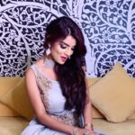 Anveshi Jain Instagram - BTS from the last time around in #ahmedabad . A Random singing bit somehow I tend to do that in every shoot .. lol ..I am more of a singer than a model and surely an entertainer for the photographers & for the rest of the team . 😛 Photoshoot executed by - @ginifashionofficial Ahmedabad, India