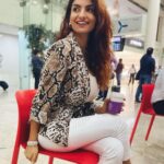 Anveshi Jain Instagram - See you my favourite #ahmedabad ❤️ #airportlook#anveshijain Mumbai Airport