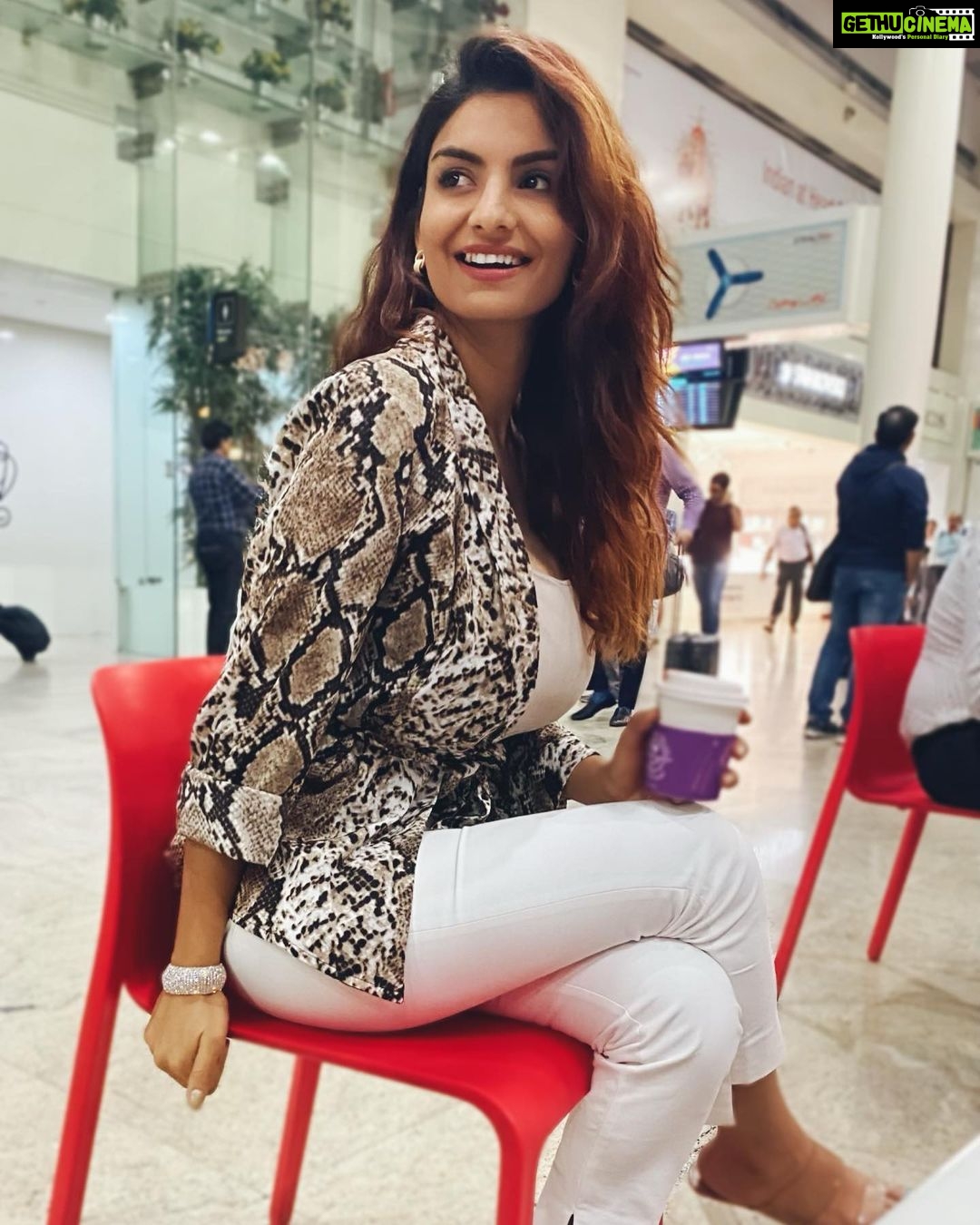 Anveshi Jain Instagram - See you my favourite #ahmedabad ❤️ #airportlook#anveshijain Mumbai Airport