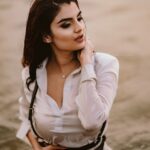 Anveshi Jain Instagram - Photographer @pavansoni_photography Hair Make-up @divyas_mua Photography Team @pavansoni_photography @realsachinsn @dhirajbachhav @laltain_wala