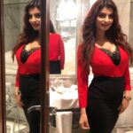 Anveshi Jain Instagram - Happy Halloween! Have a good one . I have been celebrating Halloween in a way on my App.you have seen and loved me in different looks. Thank you for the overwhelming response on The Anveshi jain App . This video is releasing soon. Stay tuned . I love you ♥️#anveshijainapp #love #red #loveyou #look #ootd #picture #photography #picoftheday #lookoftheday #happyhalloween #halloween #theartofseduction #anveshijain Juhu, Mumbai