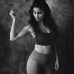 Anveshi Jain Instagram - I want to see what happens if I don’t give up ! Terminal 2 Chatrapati Shivaji Terminal Mumbai