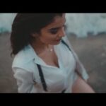 Anveshi Jain Instagram - Coming soon ! #anveshijain #anveshijainapp #coversong #ashiqbanayaapne #love #theartofseduction #comingsoon #staytuned Mumbai, Maharashtra