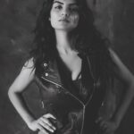 Anveshi Jain Instagram - “You are mad , bonkers , completely off your head But I’ll tell you a secret All the best people are .” #anveshijain #anveshi#love #instagram #ootd#black#you#loveyou #instagood