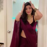 Anveshi Jain Instagram - OMG ………… !!!!!!!! Can you believe what happened when I went live on h the App!!!!! 😮😧❌❌❌❌🙈🙈🙈🙈🙈✨😃😬😲😲😬😥 India