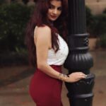 Anveshi Jain Instagram - INDORE - I am yours for today ! feeling nostalgic ! I have lived for two and a half years in Indore and those were the most fruitful years for me as I was pursuing MBA, along with that I started my company DAZE GENESIS and then, I switched to events and as an emcee I did over 800 shows in Indore alone. Indories,you are just so awesome I love you♥️. this city has truly given me a lot. I am delighted to come back here to promote BOSS, I loved playing this character as I have done something new this time ;) #indore #humble #beginnings#love #loveyou #maroon #curvy #indian #women #nostalgia #first #city #iloved #anveshijain Mumbai, Maharashtra