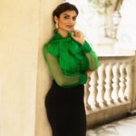 Anveshi Jain Instagram - You steady me and stir me at the same time . Shot by - @pranjal_kjain @addi.pandey Styled by - @vasundhara.joshi Makeup and hair by - @kirann.shah9461 #love #green #instagram #anveshijain #anveshijainapp#picoftheday #black #face #portraitphotography #photoshoot #photography #photographer #photooftheday Maharashtra