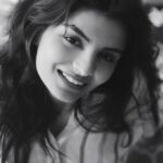 Anveshi Jain Instagram – Have you checked out my new phot album on my App? . Type ANVESHI in google store or IOS. #anveshi #anveshijain #love #anveshijainapp shot by @niteshsquare Mumbai, Maharashtra