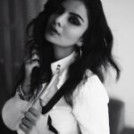 Anveshi Jain Instagram – The best piece of dating advice I’ve ever known is this : if they like you,you’ll know 
If they don’t , you’ll be confused . 
Honestly ,that’s all you need to know .

Shot by my favourite @pranjal_kjain