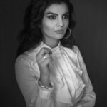 Anveshi Jain Instagram - Shot by - @pranjal_kjain Makeup by - @priyanka.p.sethia Mumbai, Maharashtra